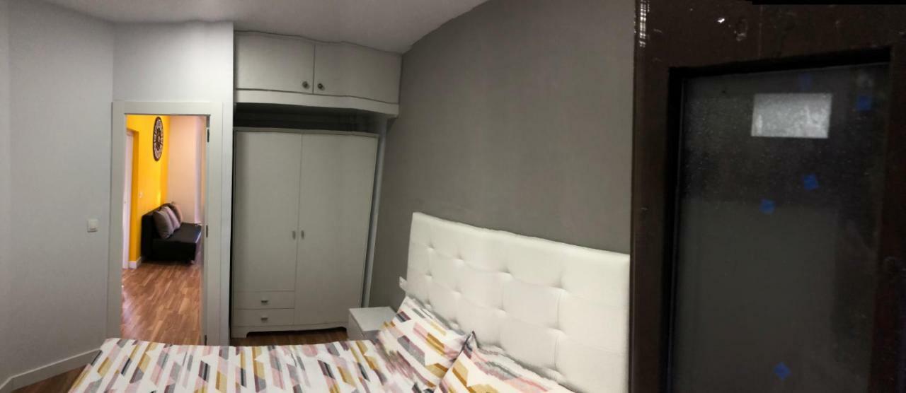 Ferienwohnung Plaza Del Campo Del Principe Granada Exterior foto